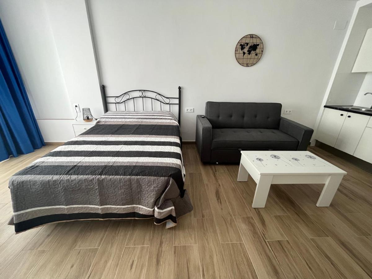 Ver621 - Estudio Con Vistas Al Mar, Wifi, Piscina, Centro A 100 Metros, Playa A 600 Metros Torremolinos Luaran gambar