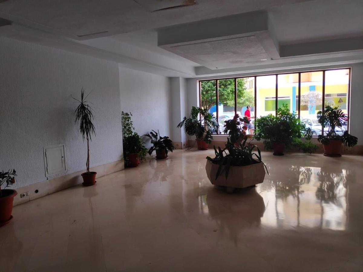 Ver621 - Estudio Con Vistas Al Mar, Wifi, Piscina, Centro A 100 Metros, Playa A 600 Metros Torremolinos Luaran gambar